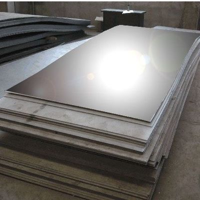 Lastra in acciaio inossidabile 430 con finitura a specchio, resistenza alla corrosione e lunghezza personalizzabile per uso decorativo