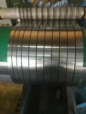 Larghezza 2,4 m bobina di acciaio laminata a freddo aspetto pulito progettato per la fabbricazione industriale e l'ingegneria di precisione