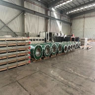 Coil in acciaio inossidabile 304 per una forte resistenza alla corrosione e superficie 2B